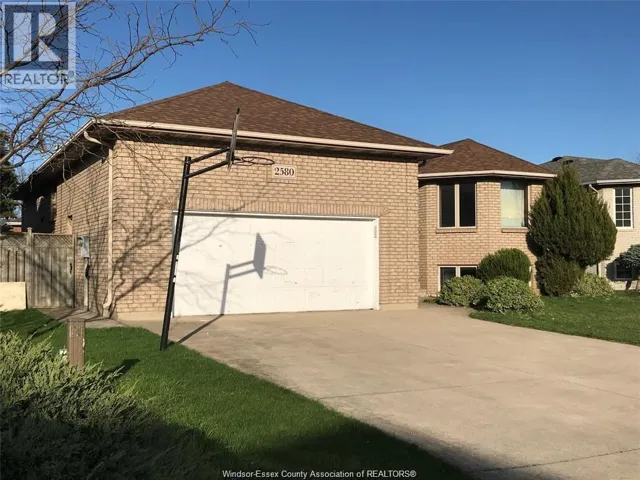 2580 NORTHWAY Unit# LOWER, Windsor, Ontario N9E4P1