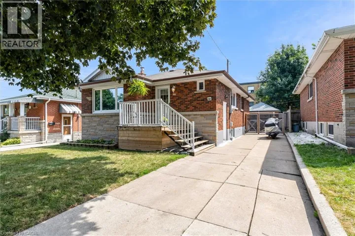 331 EAST 42ND Street, Hamilton, Ontario L8T3A6