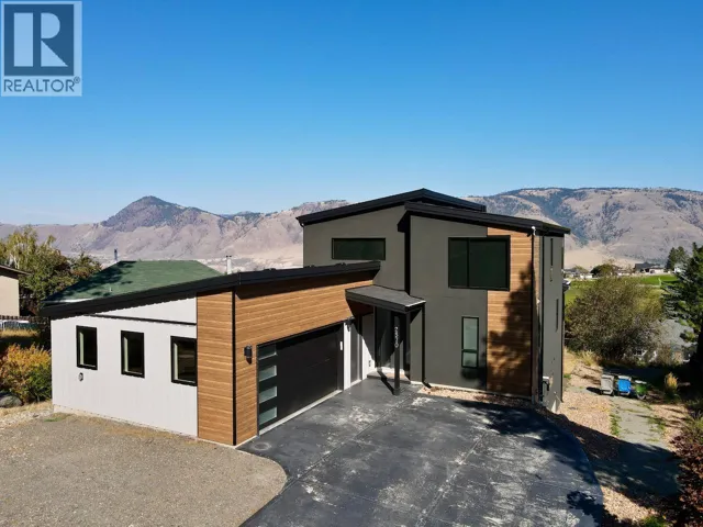 2570 Skeena Dr. Drive, Kamloops, British Columbia V2E1V5