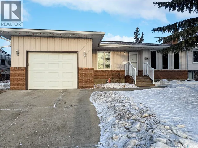 11342 Clark DRIVE, North Battleford, Saskatchewan S9A3P3