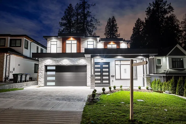 10671 127A STREET, Surrey, British Columbia V3V5L7