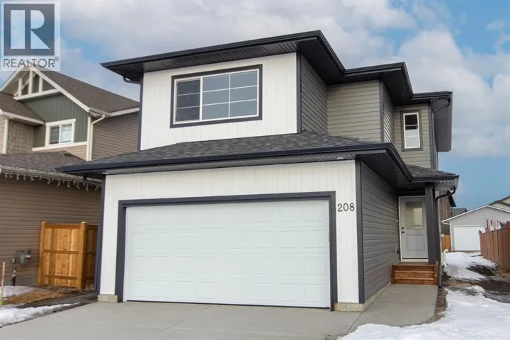 208 Augustus Way, Penhold, Alberta T0M1R0