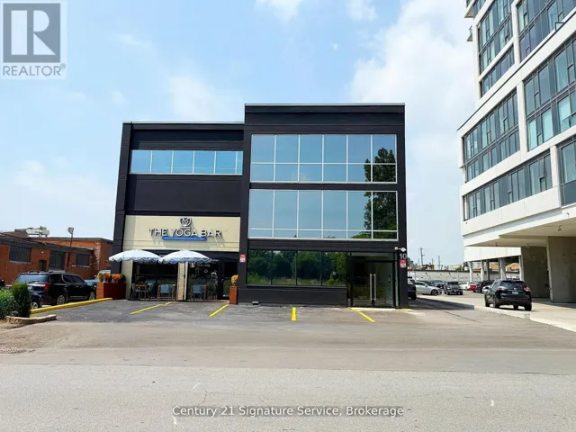 116 - 10 PLASTICS AVENUE, Toronto (Stonegate-Queensway), Ontario M8Z4B7