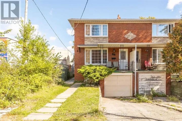 2 - 213 CLOSE AVENUE, Toronto (South Parkdale), Ontario M6K2V6