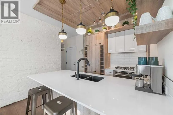 103, 2702 17 Avenue SW, Calgary, Alberta T3E8A5