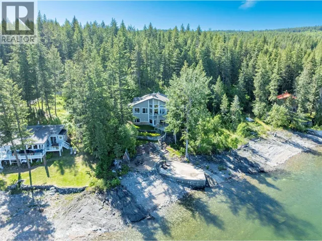3011 Durham Road, Sorrento, British Columbia V0E2W2