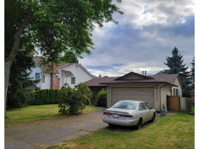 9483 124A STREET, Surrey, British Columbia V3V7G3