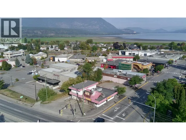 21 & 61 Shuswap Street NW, Salmon Arm, British Columbia V1E4N7