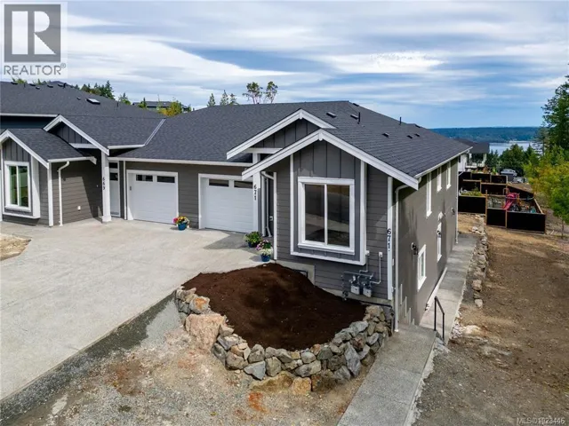 671 Sanderson Rd, Ladysmith, British Columbia V9G0A7