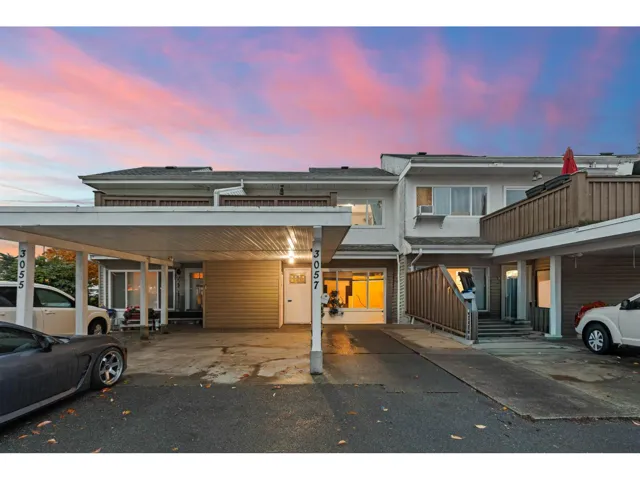 3057 268 STREET, Langley, British Columbia V4W3C5
