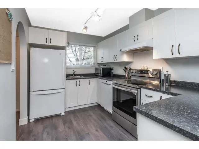 5 20591 51A AVENUE, Langley, British Columbia V3A7A4