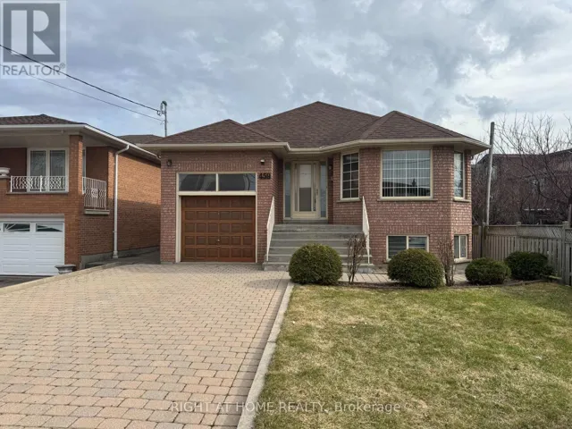 459 MAPLE LEAF DRIVE, Toronto (Maple Leaf), Ontario M6L1R1