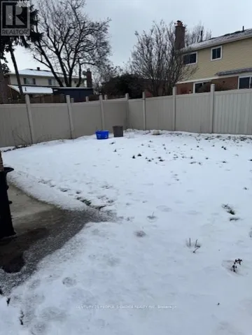 73 MALLARD CRESCENT, Brampton (Central Park), Ontario L6S2T7