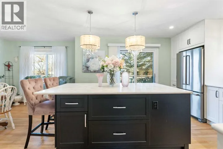 34, 118 Strathcona Road, Calgary, Alberta T3H1P3