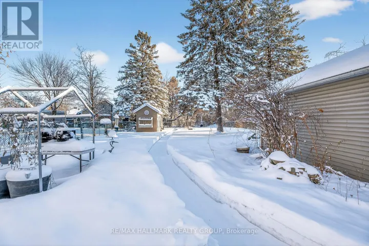 991 BLAIR ROAD, Ottawa, Ontario K1J7M9