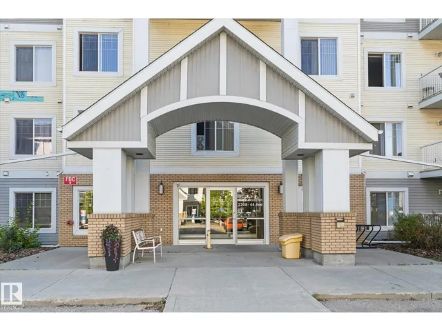 #211 2208 44 AV NW, Edmonton, Alberta T6T0G6