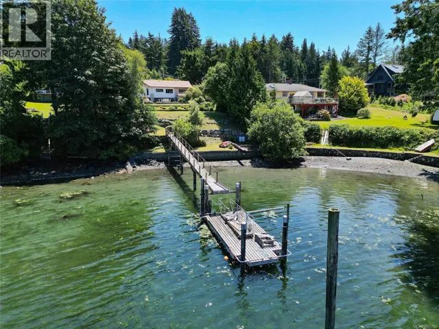 6528 THORNETT Rd, Sooke, British Columbia V9Z1A5