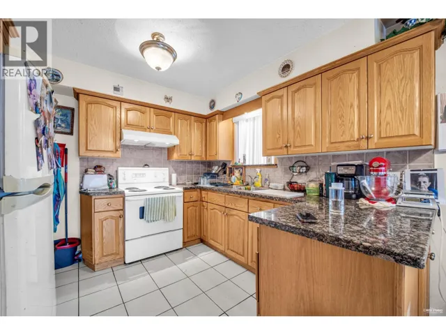 4307 VENABLES STREET, Burnaby, British Columbia V5C3A3