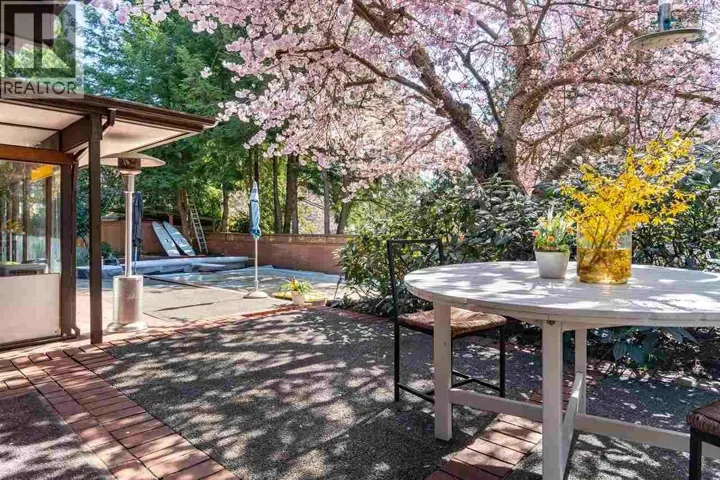 4290 SALISH DRIVE, Vancouver, British Columbia V6N3M6