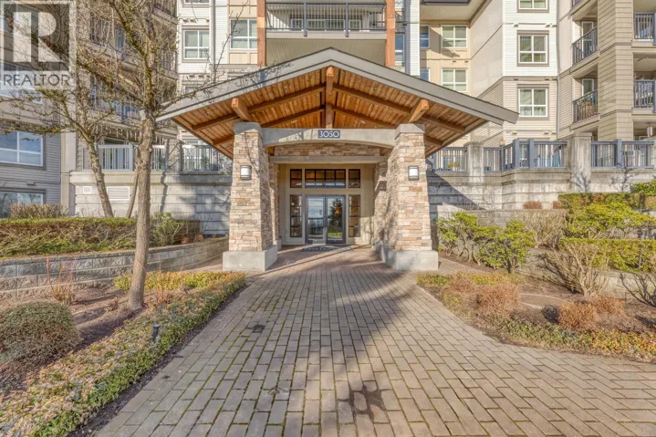 202 3050 DAYANEE SPRINGS BOULEVARD, Coquitlam, British Columbia V3E3R7