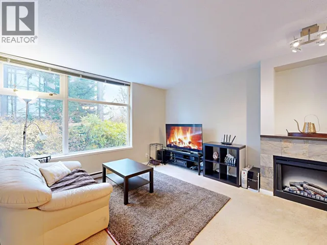 101 9298 UNIVERSITY CRESCENT, Burnaby, British Columbia V5A4X8