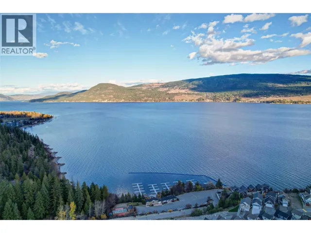 6840 Santiago Loop, Kelowna, British Columbia V1Z3R8