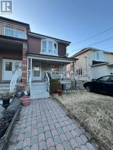 4 LOCUST STREET, Toronto (Mount Dennis), Ontario M6M4N2