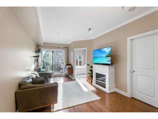 104 20286 53A AVENUE, Langley, British Columbia V3A0A8