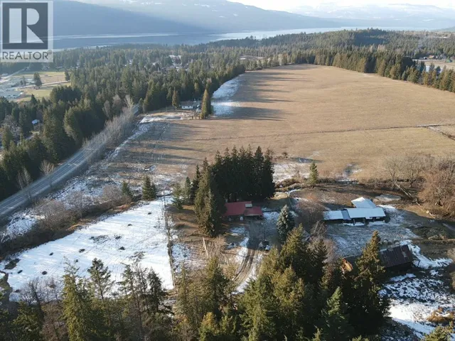 252 Highway 6, Nakusp, British Columbia V0G1R1