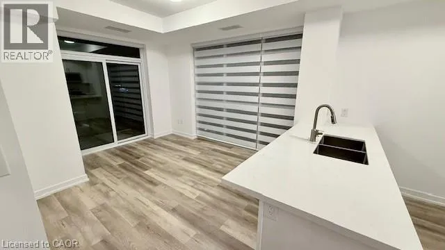 470 DUNDAS Street E Unit# 1009, Waterdown, Ontario L8B2A6
