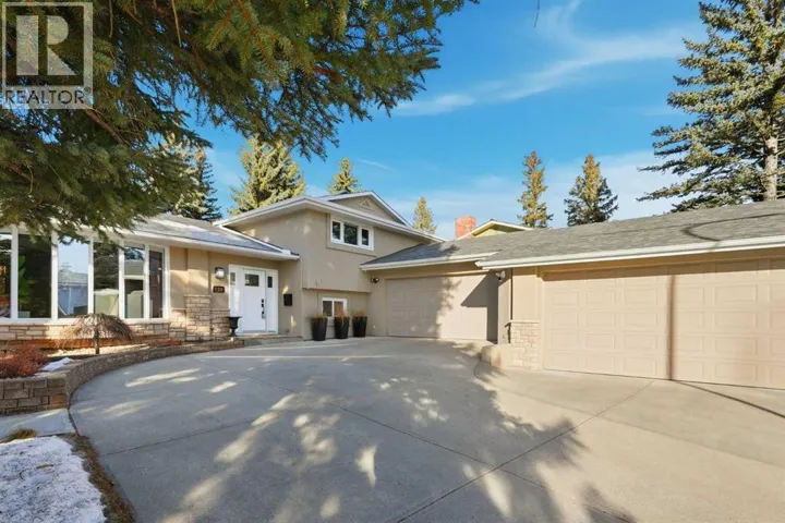 120 Canata Close SW, Calgary, Alberta T2W1P7