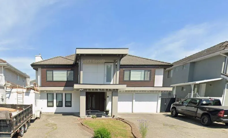 6830 123 STREET, Surrey, British Columbia V3W3V1