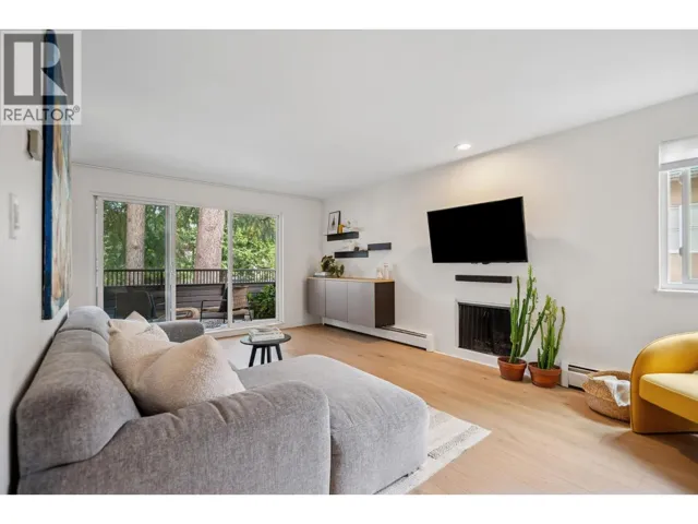 209 1420 E 8 AVENUE, Vancouver, British Columbia V5N1T4