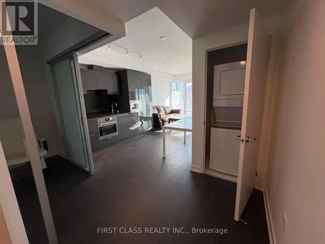 1917 - 230 SIMCOE STREET, Toronto (Kensington-Chinatown), Ontario M5T0G7
