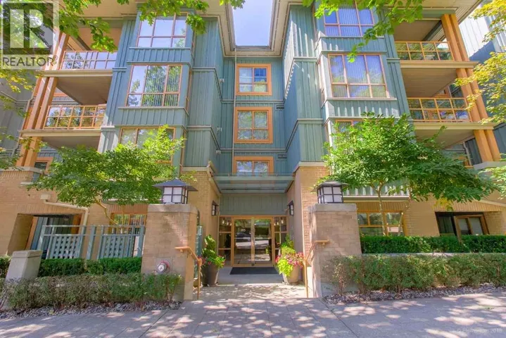 402 285 NEWPORT DRIVE, Port Moody, British Columbia V3H5J6