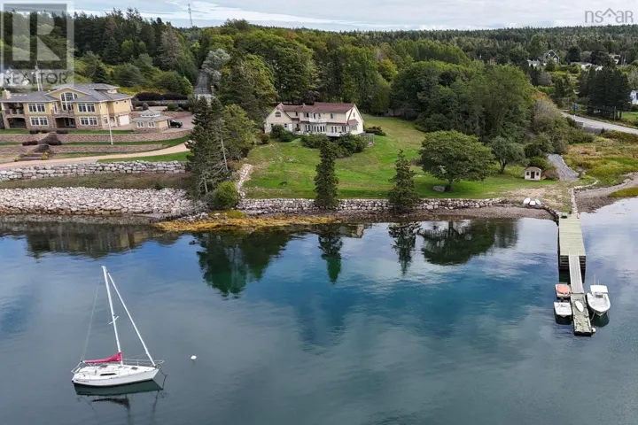 2 Crouchers Point Road, French Village, Nova Scotia B3Z2W4