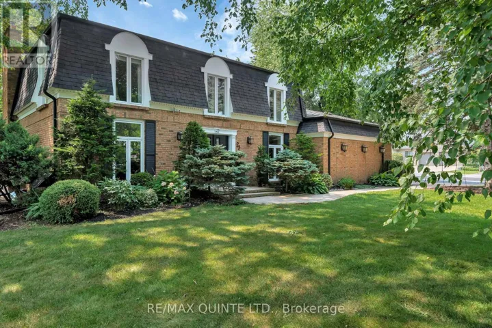 22 FOREST HILL CRESCENT, Belleville (Belleville Ward), Ontario K8N4M5