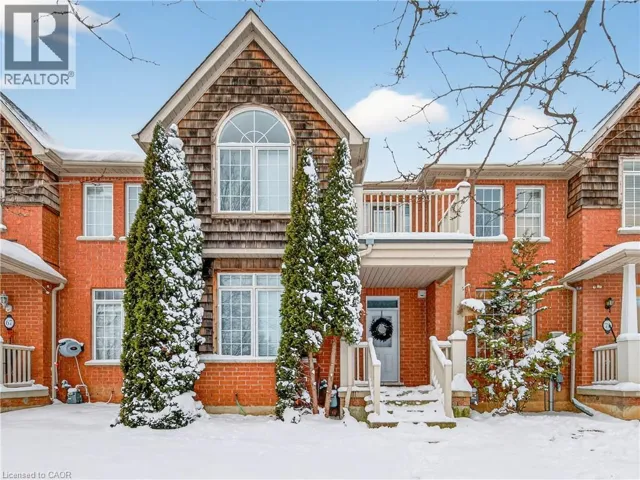 69 WESTHAMPTON Way, Hamilton, Ontario L8E6C5