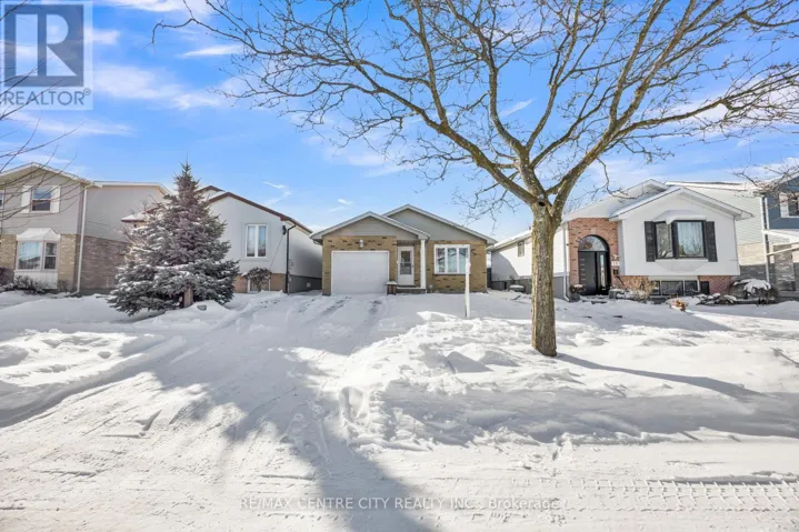 9 GERALD CRESCENT, London South (South J), Ontario N5Z5A3