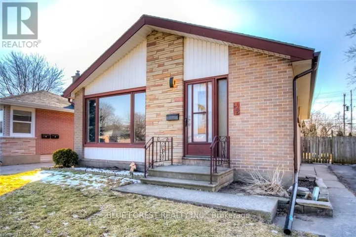 125 IRVING PLACE, London East (East D), Ontario N5V2H6