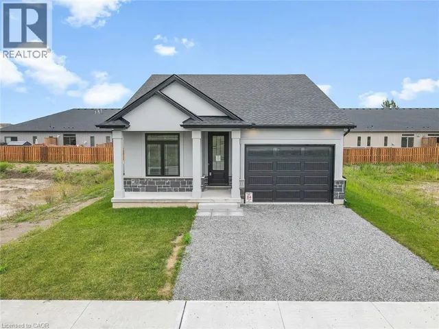 211 SYCAMORE Street, Welland, Ontario L3C0J8