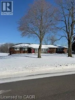 379 RIDGE Road E, Grimsby, Ontario L0R1B2