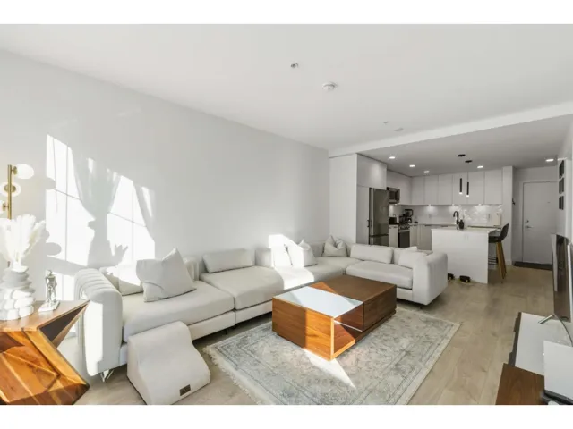 412 8379 201 STREET, Langley, British Columbia V2Y3S6