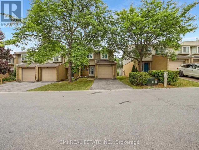 24 - 29 PAULANDER DRIVE, Kitchener, Ontario N2M5L2