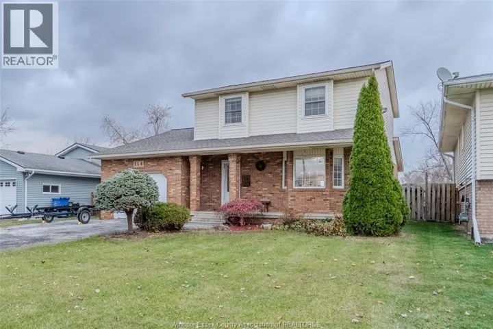 114 Kingsway, Essex, Ontario N8M3C2
