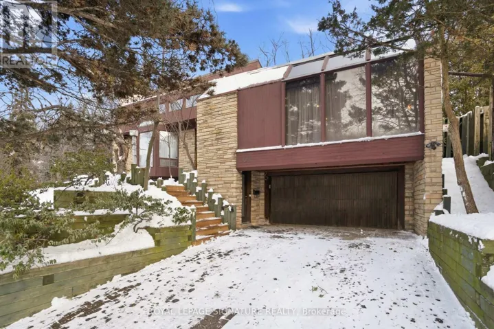61 VALENTINE DRIVE, Toronto (Parkwoods-Donalda), Ontario M3A3J7