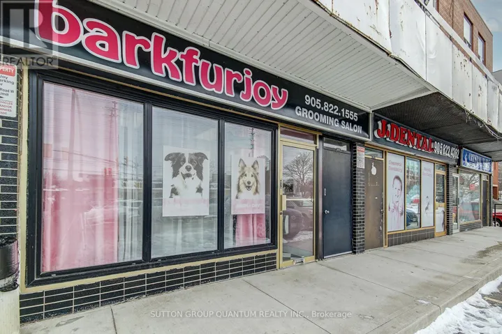 1858 LAKESHORE ROAD W, Mississauga (Clarkson), Ontario L5J1J7
