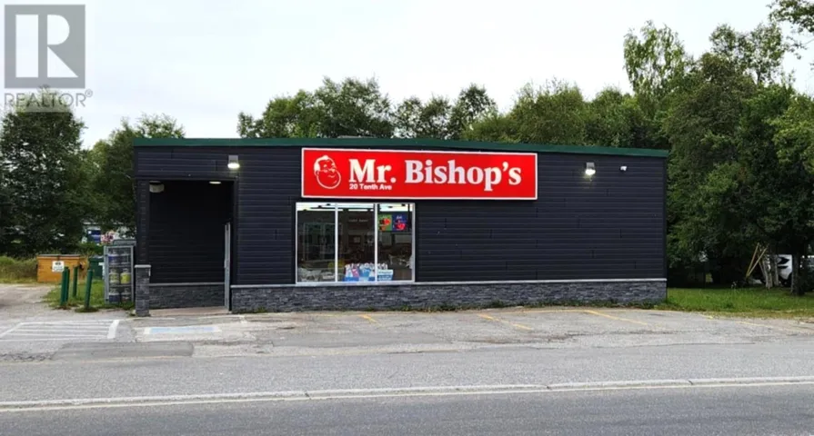 20 Tenth Avenue, Pasadena, Newfoundland & Labrador A0L1K0