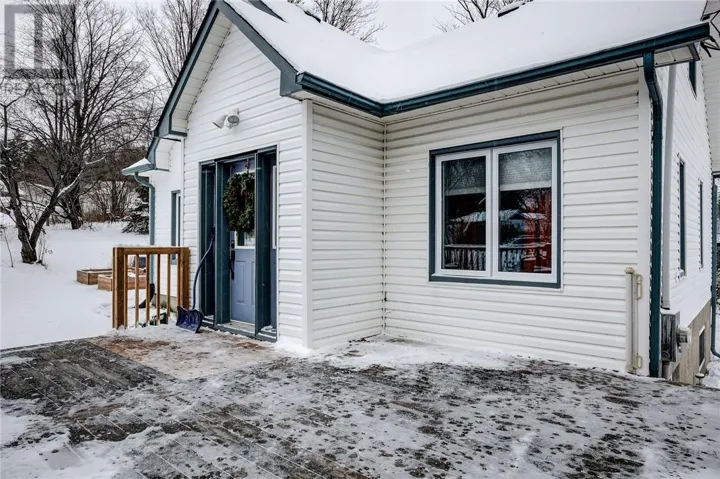 904 Howey Drive, Sudbury, Ontario P3B1H4