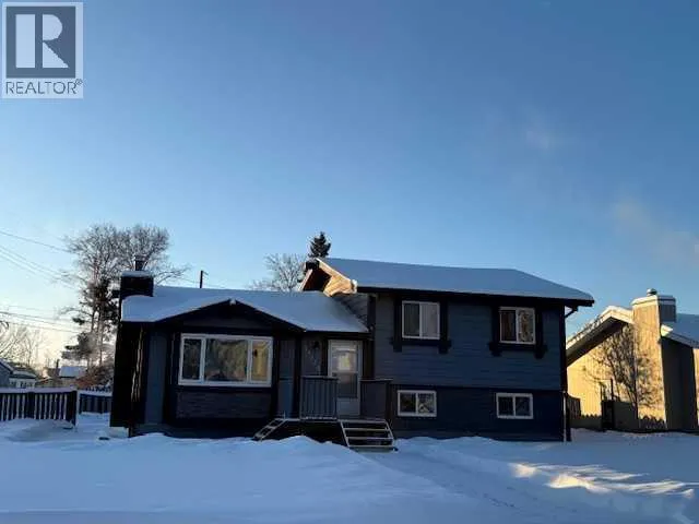 10323 98 Avenue, High Level, Alberta T0H1Z0